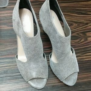 Aerosoles women's Glamourous Gray Dress pump